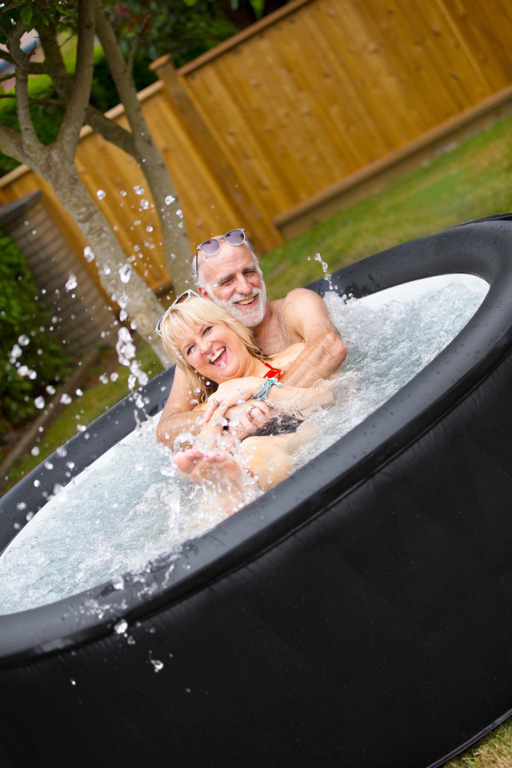 Mspa Mont Blanc, A Premium Inflatable Hot Tub & Spa, 118 Jets, 700w Massage Air Blower, 1350w aqua Heater, One Piece Easy Install, Round, 2+2 Persons