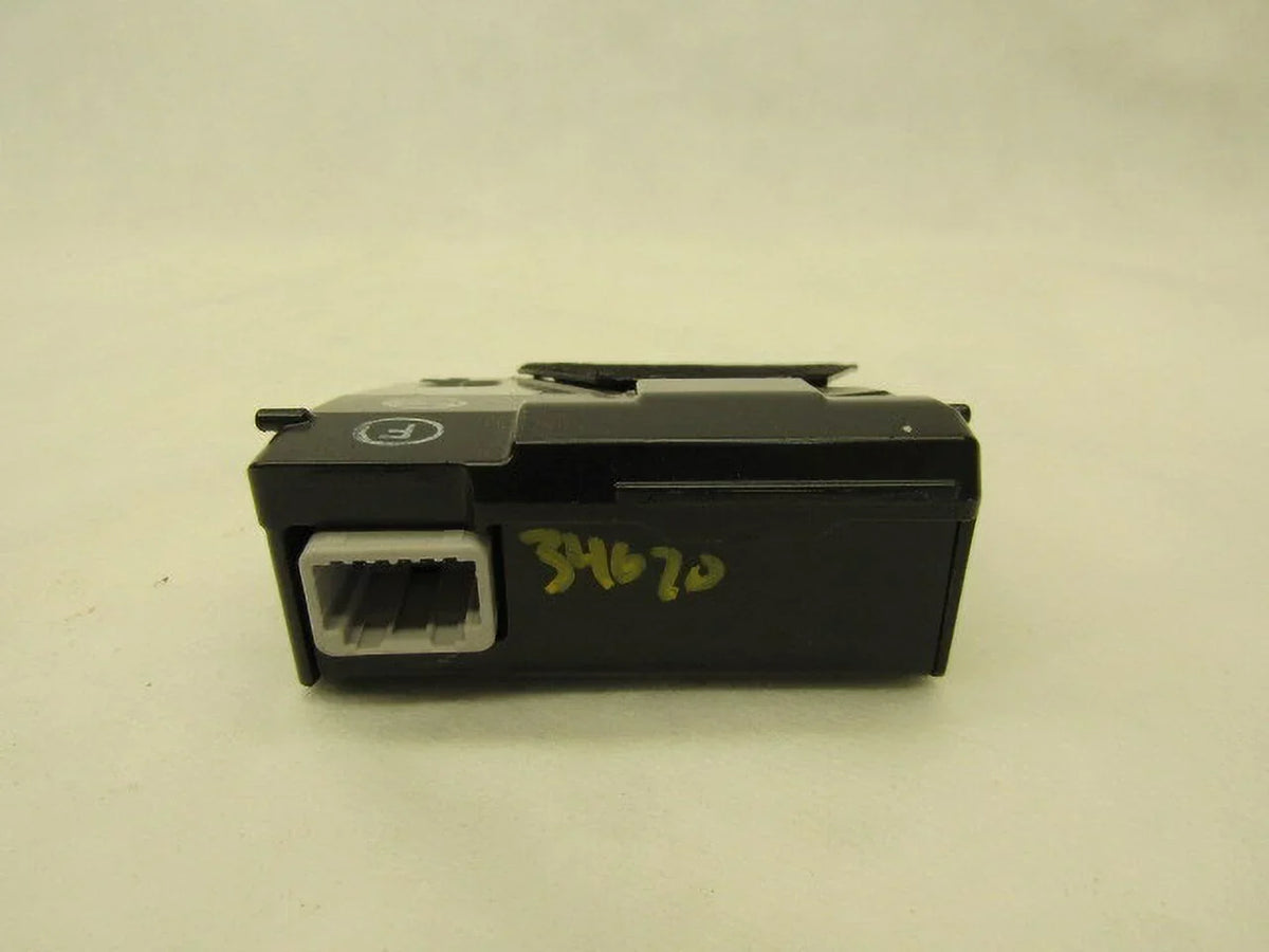 Pre-Owned 2015 2016 2017  Camry Lane Departure Warning Camera OEM LKQ (Good)