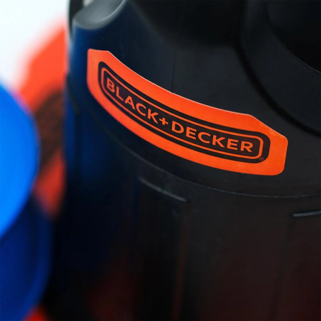 Black+Decker 1500 GPH Submersible Automatic Pool wrap Pump with Discharge Hose
