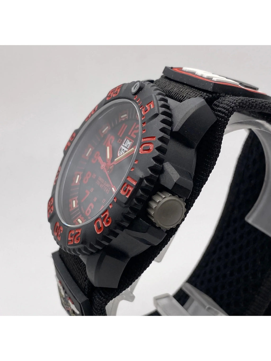 Pre-owned Luminox Navy Seal Colormark 44mm Carbon Watch XS.3065 (Good)