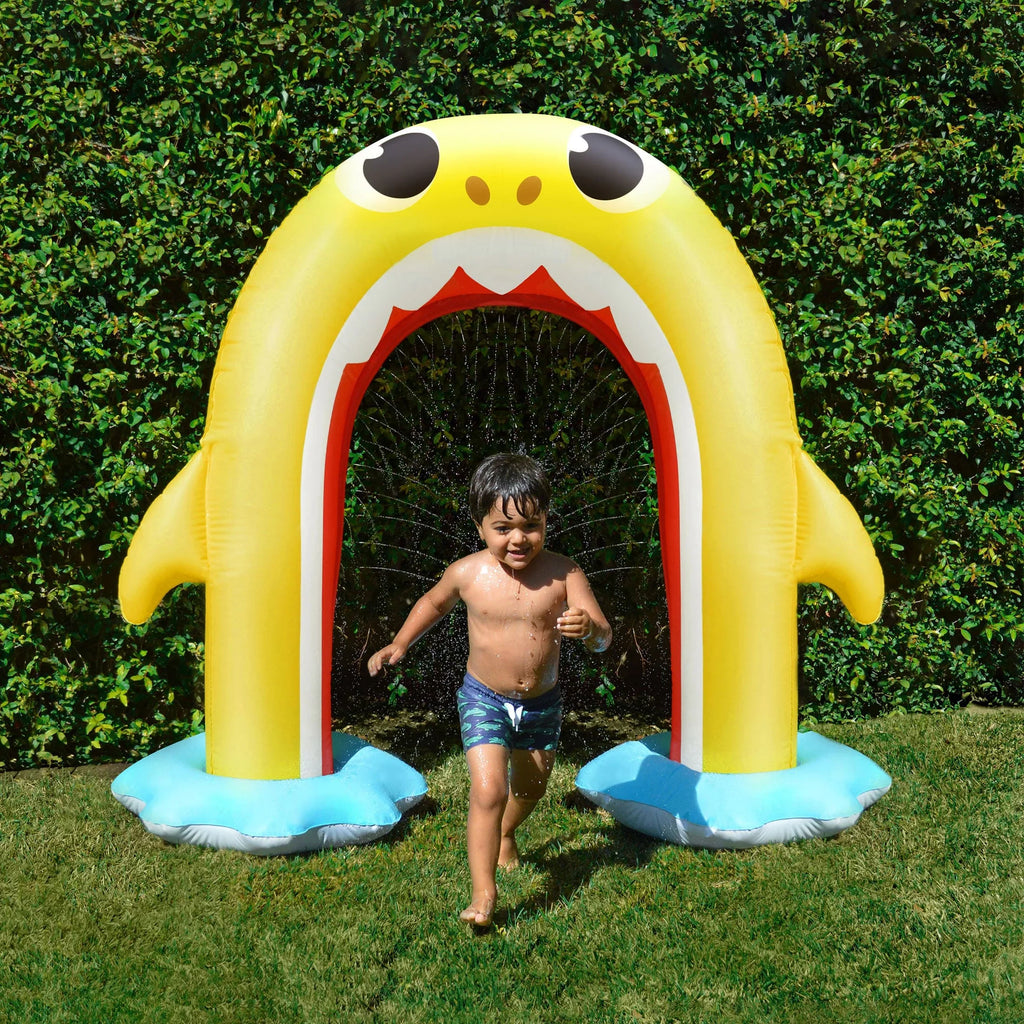 Pinkfong Baby Shark 5ft Inflatable Rainbow Arch, Backyard moisture Sprinkler Summer Fun (Ages 2+)