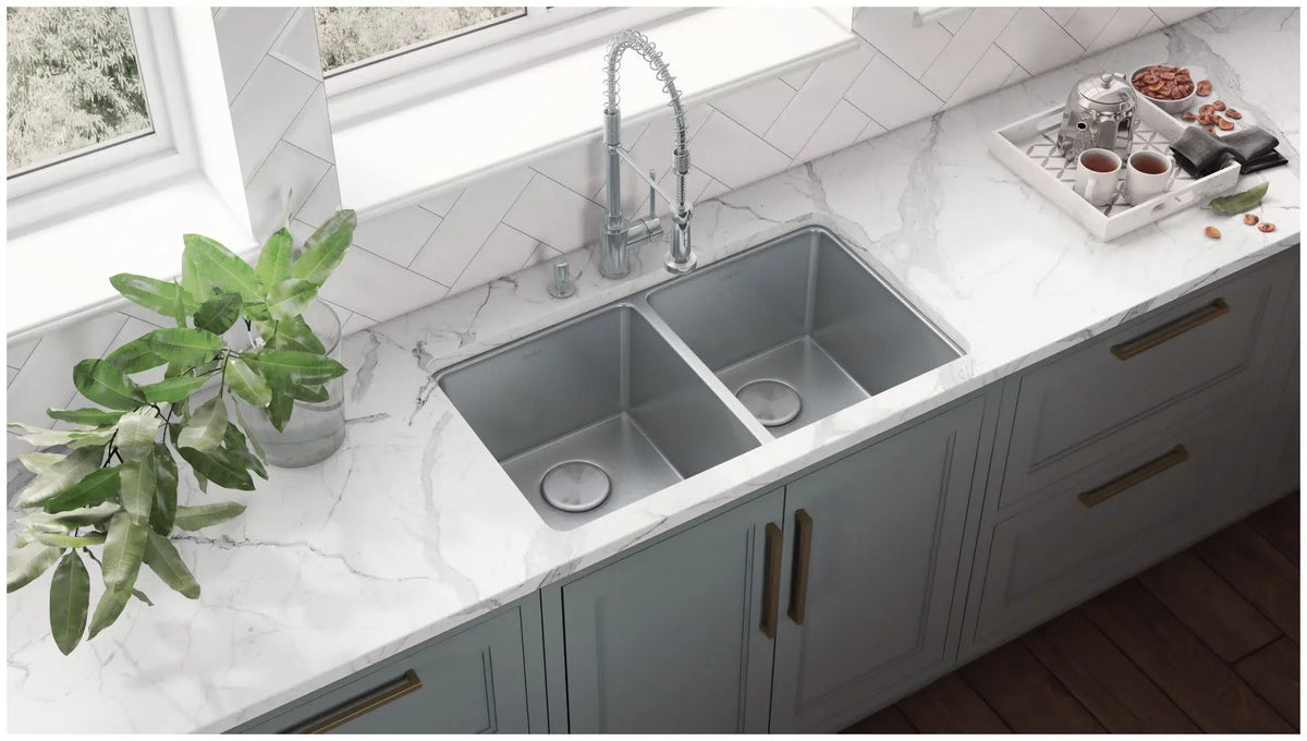 Undermount 50-50 Double Bowl 16 Gauge Stainless Steel Kitchen Sink. Ruvati USA RVM5099 31 in
